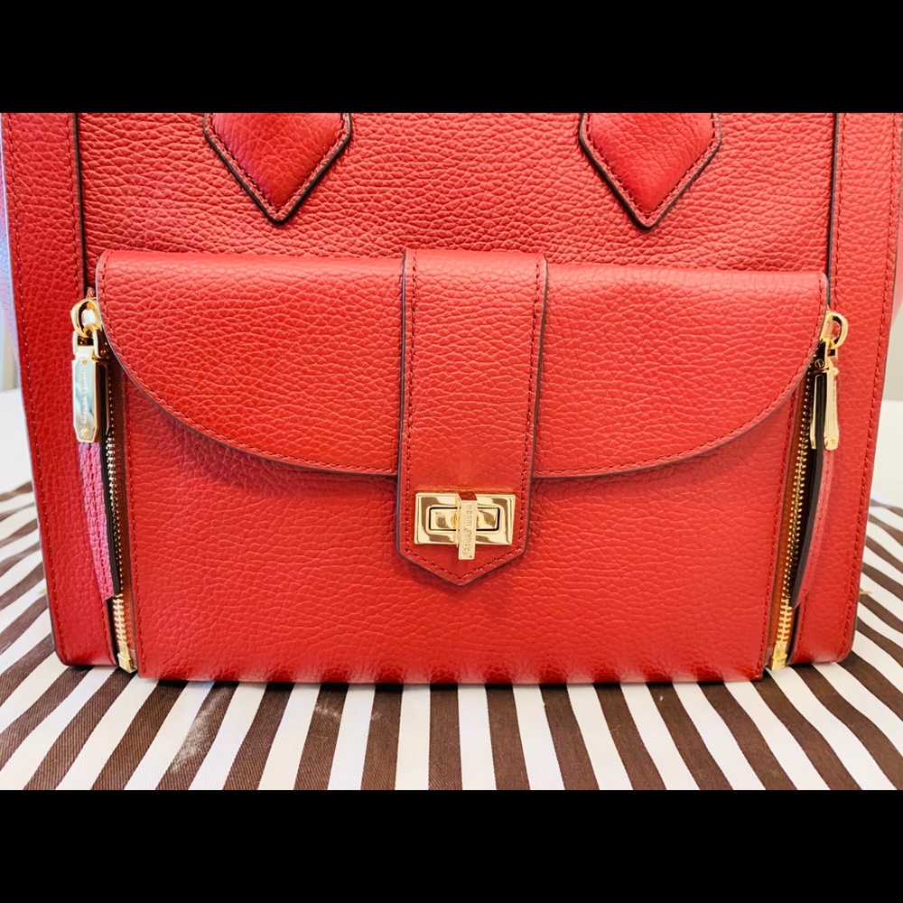 Henri Bendel Rivington Tote - Picture 3 of 7